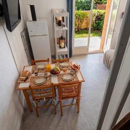 Azur&Soleil 6 -Duplex en rez de jardin -Parking-Plage Richelieu à 400m Apartamento