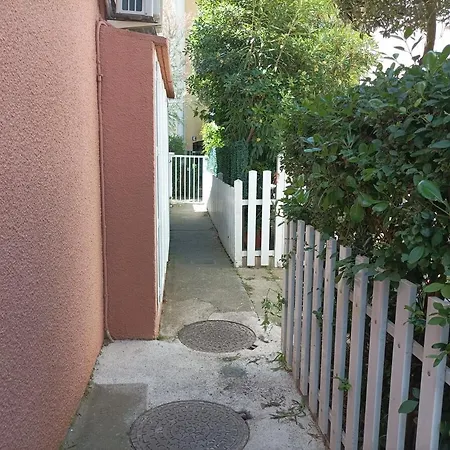 Azur&Soleil 6 -Duplex en rez de jardin -Parking-Plage Richelieu à 400m Apartamento