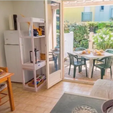 Apartment Azur&Soleil 6 -Duplex en rez de jardin -Parking-Plage Richelieu à 400m Agde