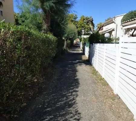 Apartment Azur&Soleil 6 -Duplex en rez de jardin -Parking-Plage Richelieu à 400m Agde