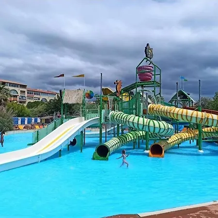 Azur&Soleil 6 -Duplex en rez de jardin -Parking-Plage Richelieu à 400m